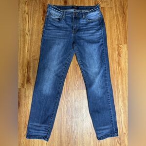 Judy Blue Relaxed Fit Mid-Rise Jeans Size 11/30